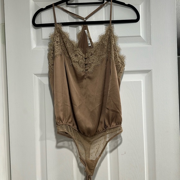 Abercrombie and Fitch Lace Bodysuit M NWOT - Picture 1 of 3